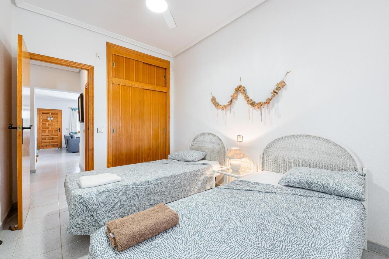 Chalet Mayor Zenia Beach Оріуела Екстер'єр фото