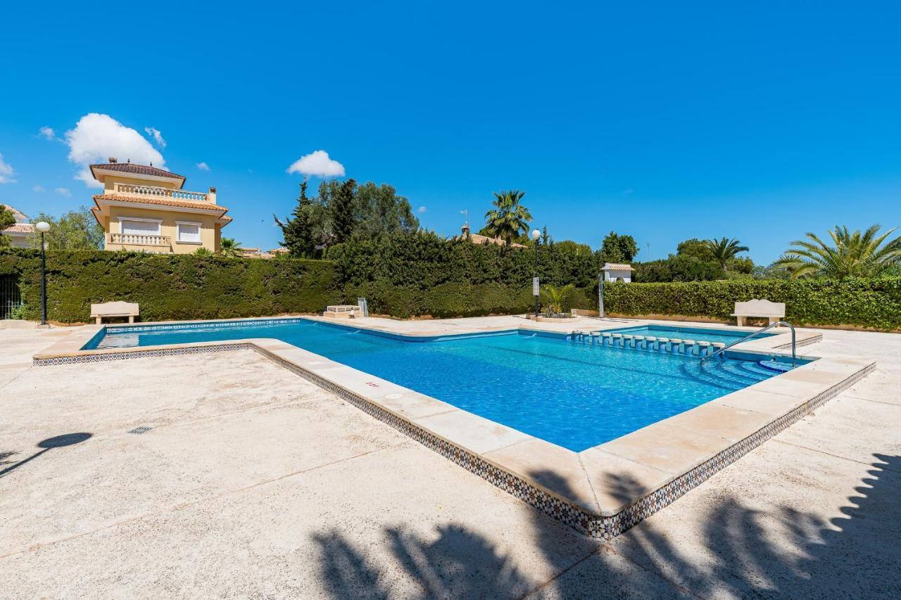 Chalet Mayor Zenia Beach Оріуела Екстер'єр фото